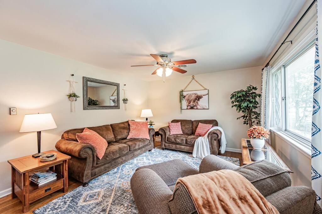 Kelly'S Comfortable Quinton Home Exterior photo