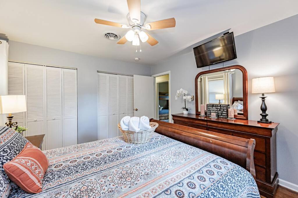 Kelly'S Comfortable Quinton Home Exterior photo